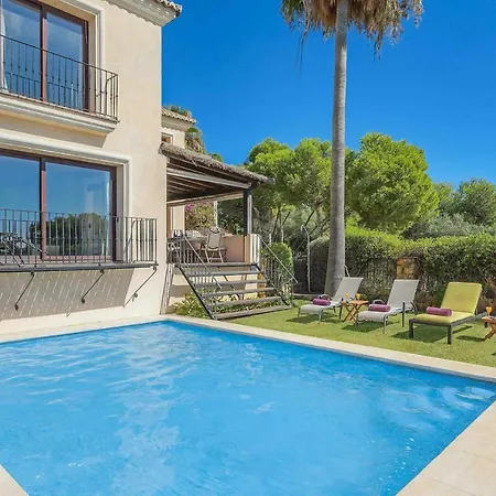 Sleeps 6 Pool Air Con Wifi *