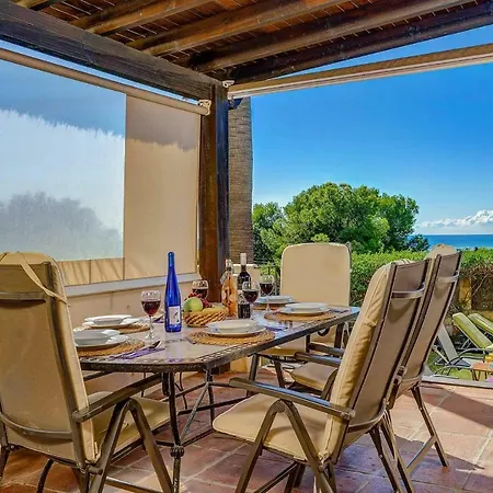 Sleeps 6 Pool Air Con Wifi Estepona